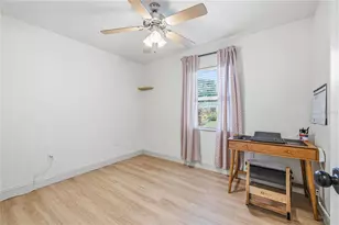 3913 W Wallace Ave, Tampa, FL 33611 - Photo 13