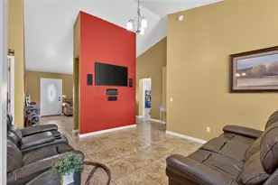 3830 Griffin View Dr, Lady Lake, FL 32159 - Photo 19