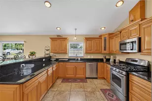 3830 Griffin View Dr, Lady Lake, FL 32159 - Photo 27