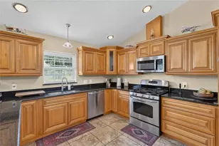 3830 Griffin View Dr, Lady Lake, FL 32159 - Photo 25