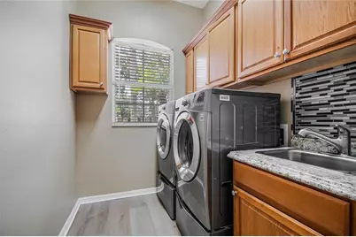 8615 Warwick Shore Crossing, Orlando, FL 32829 - Photo 23