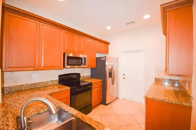 3143 Capri Isle Way, Orlando, FL 32835 - Photo 3