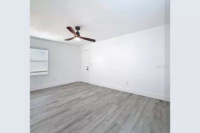 200 Lewis Boulevard SE, Saint Petersburg, FL 33705 - Photo 11