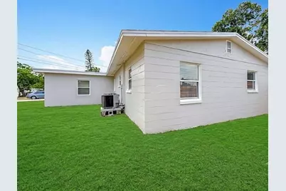 200 Lewis Boulevard SE, Saint Petersburg, FL 33705 - Photo 1