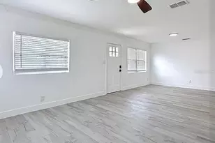 200 Lewis Blvd SE, Saint Petersburg, FL 33705 - Photo 7