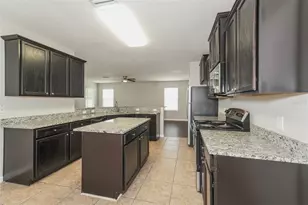 6806 Glenbrook Dr, Lakeland, FL 33811 - Photo 7
