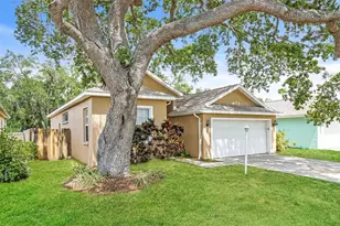 1840 Summer Walk Cir, Sarasota, FL 34232 - Photo 3