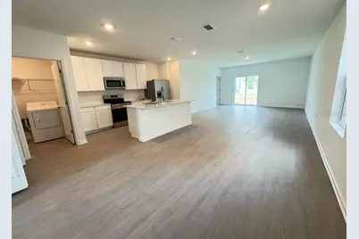 6216 Botticella Boulevard, Winter Haven, FL 33884 - Photo 3
