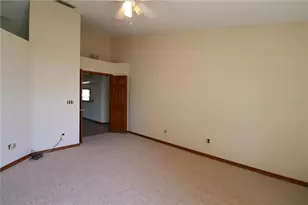 1088 Tivoli Dr, Deltona, FL 32725 - Photo 5