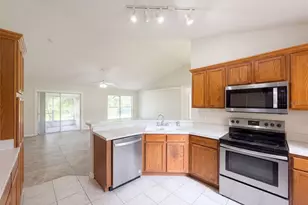 314 Dupont Cir, Howey in the Hills, FL 34737 - Photo 17