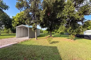 314 Dupont Cir, Howey in the Hills, FL 34737 - Photo 21