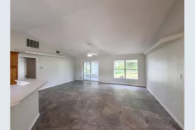 314 Dupont Circle, Howey in the Hills, FL 34737 - Photo 3