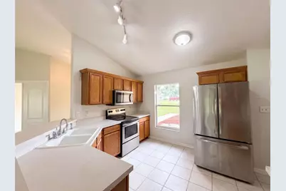 314 Dupont Circle, Howey in the Hills, FL 34737 - Photo 5