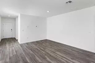 1628 Hummingbird Rd, Winter Haven, FL 33884 - Photo 3