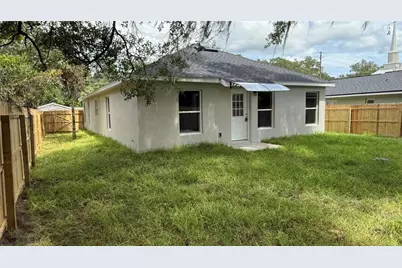 520 W Beresford Avenue, Deland, FL 32720 - Photo 23