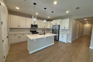 10073 Spring Lake Dr, Clermont, FL 34711 - Photo 3