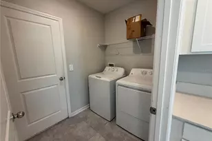 2331 Burney Fls Ln, Davenport, FL 33837 - Photo 23