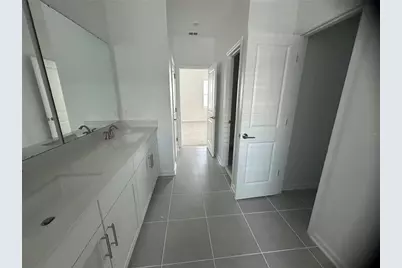 5649 Fiona Lane, Saint Cloud, FL 34771 - Photo 11