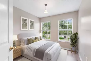 10114 Farmingdale Pl, Tampa, FL 33624 - Photo 9