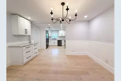 8028 Conservatory Circle, Sarasota, FL 34243 - Photo 7