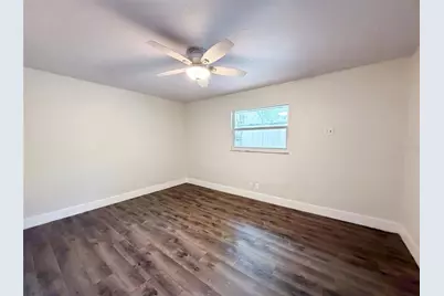 8028 Conservatory Circle, Sarasota, FL 34243 - Photo 15