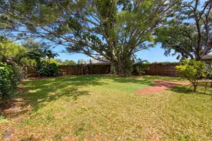 8028 Conservatory Cir, Sarasota, FL 34243 - Photo 29