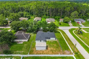 2570 Coachman Dr, Deltona, FL 32738 - Photo 9