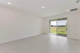 9120 Wildlight Trl, Wildwood, FL 34785 - Photo 5