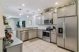 5329 Sylvester Loop, Tampa, FL 33610 - Photo 11