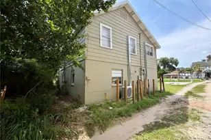 221 Ave C NE, Winter Haven, FL 33881 - Photo 3