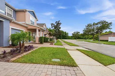901 Pine Pointe Lane, Orlando, FL 32828 - Photo 3