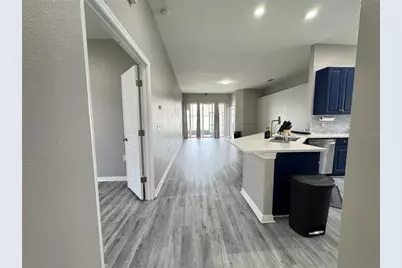 10868 Standing Stone Drive, Wimauma, FL 33598 - Photo 9
