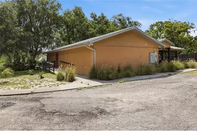 2250 N Volusia Avenue, Orange City, FL 32763 - Photo 27