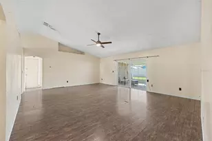1085 Jodi Ridge Ct, Kissimmee, FL 34747 - Photo 9