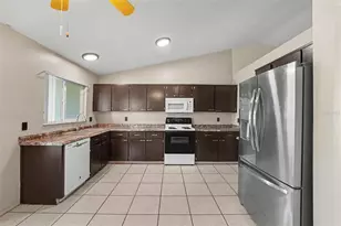 1085 Jodi Ridge Ct, Kissimmee, FL 34747 - Photo 3