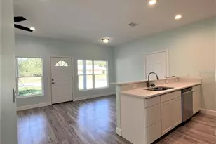 1418 N Orange St, Mount Dora, FL 32757 - Photo 7