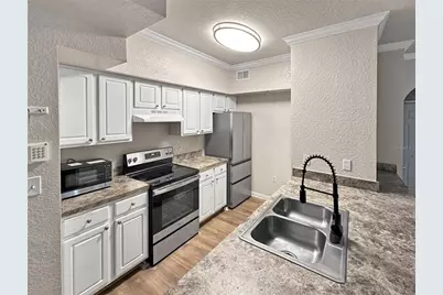 911 N Orange Avenue #232, Orlando, FL 32801 - Photo 5