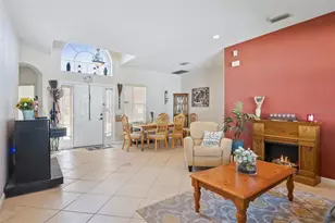 2930 White Cedar Cir, Kissimmee, FL 34741 - Photo 5