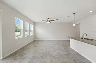 9944 Red Eagle Dr, Orlando, FL 32825 - Photo 11