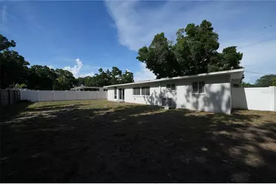 4517 S Clark Avenue, Tampa, FL 33611 - Photo 17