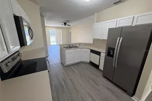 311 Sunset View Dr, Davenport, FL 33837 - Photo 3