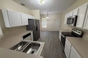 311 Sunset View Dr, Davenport, FL 33837 - Photo 5