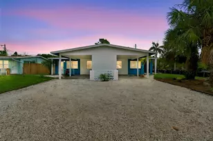 2832 Miriam St S, Saint Petersburg, FL 33711 - Photo 1