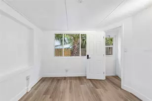 2832 Miriam St S, Saint Petersburg, FL 33711 - Photo 13
