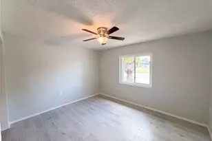 8053 Embassy Blvd, Port Richey, FL 34668 - Photo 13
