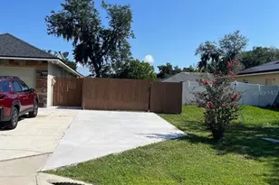 1209 Lake Loop, Winter Haven, FL 33880 - Photo 5