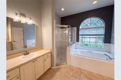 222 Taylor Bay Lane, Brandon, FL 33510 - Photo 5