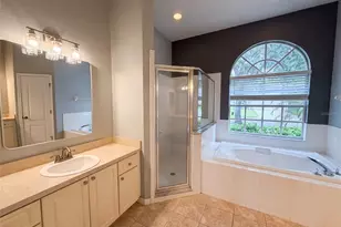 222 Taylor Bay Ln, Brandon, FL 33510 - Photo 5