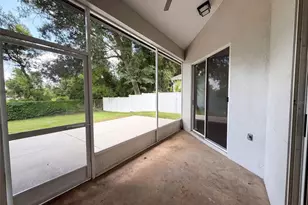 222 Taylor Bay Ln, Brandon, FL 33510 - Photo 11