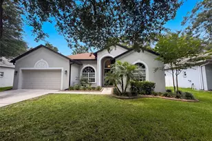 222 Taylor Bay Ln, Brandon, FL 33510 - Photo 1